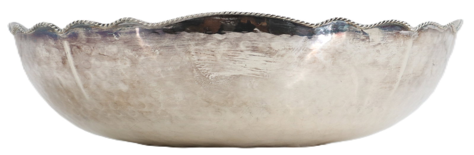 Italian Hand-Hammered .800 Silver Bowl - 16.155 ozt.: Italian Hand-Hammered .800 Silver Bowl - 16.155 ozt. Large Italian 800 silver centerpiece bowl featuring a deep hand-hammered ("fatto a mano") finish, a scalloped rim with rope-twist