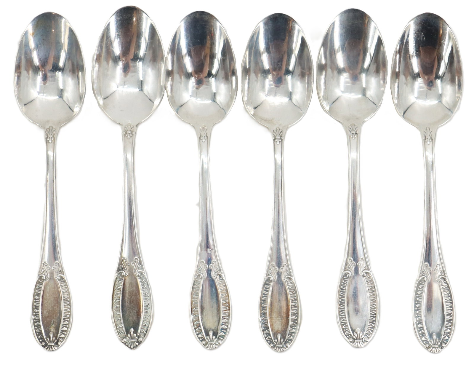 (5) .800 Silver Demitasse Spoons - 1.700 ozt.: (5) .800 Silver Demitasse Spoons - 1.700 ozt. Set of six vintage silver-plated spoons features ornate handles decorated with delicate filigree and fleur-de-lis motifs. Size: 6 1/2 in. Weight: 1.700
