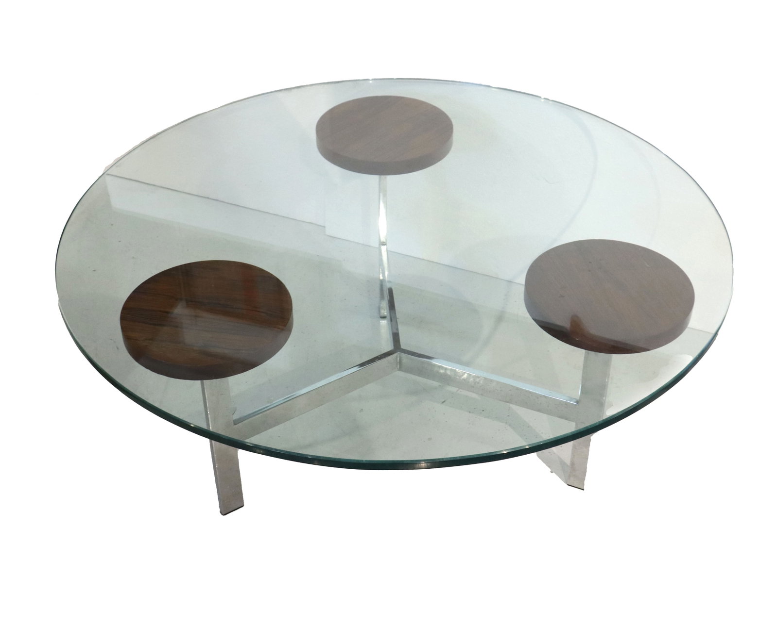 Vintage Mid Century Modern Round Glass Top Wood and Chrome Coffee Table: Vintage Mid Century Modern Round Glass Top Wood and Chrome Coffee Table. Glass top is not attached to the three circular wooden braces atop the tripod chrome base. This piece is an exquisite example o