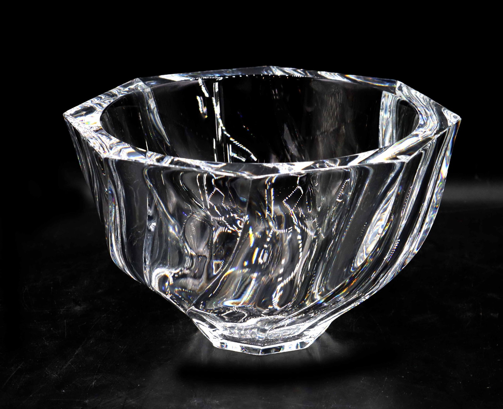 Olle Alberius (1926-1993) Swedish, Orrefors Crystal Residence Swirl Bowl (1 of 13)