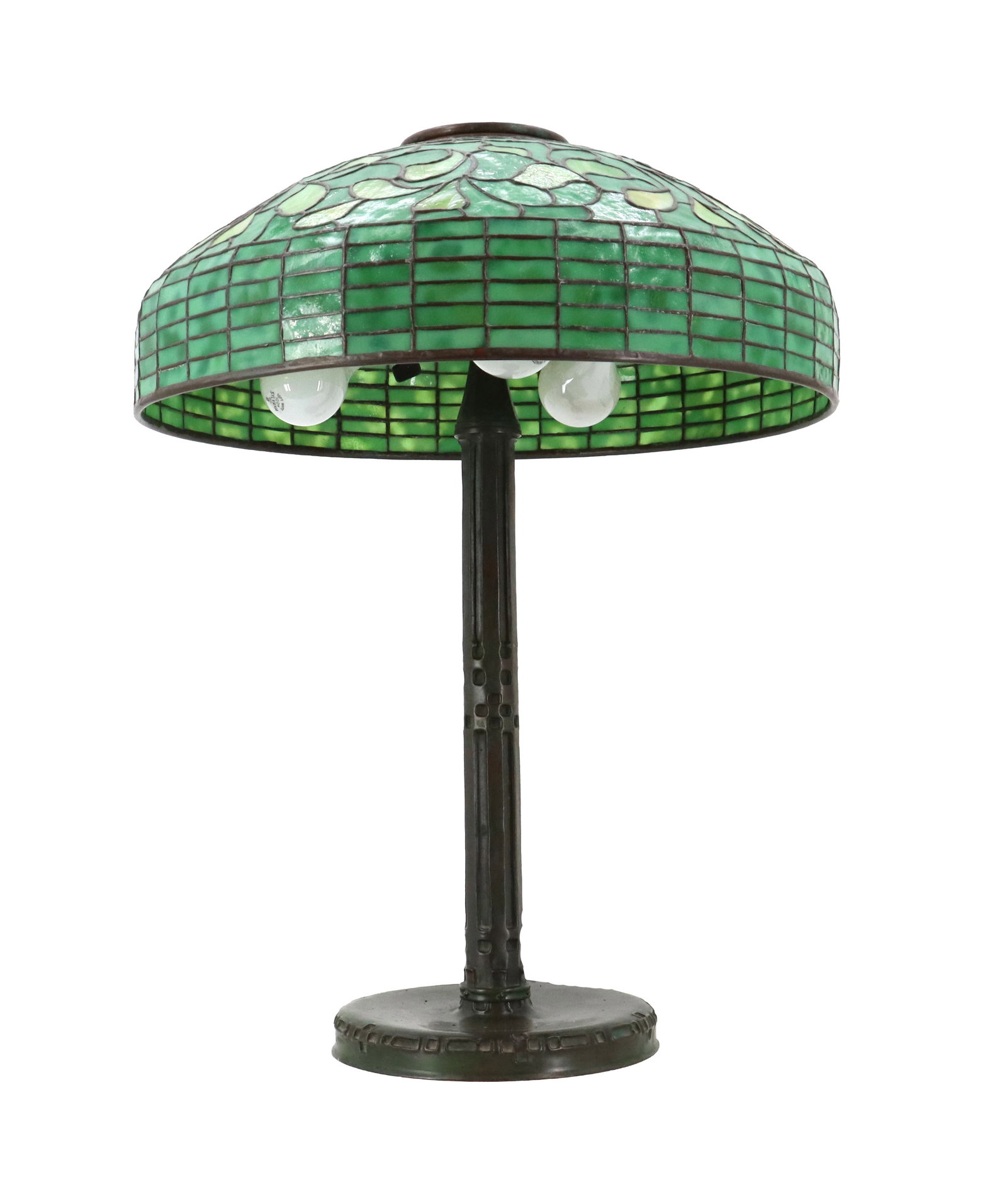 Antique Tiffany Studios New York Art Nouveau "Swirling Leaf" Table Lamp: Antique Tiffany Studios New York Art Nouveau "Swirling Leaf" Table Lamp. Elegant Tiffany Studios table lamp features a domed leaded glass shade composed of a rich green brickwork pattern tha