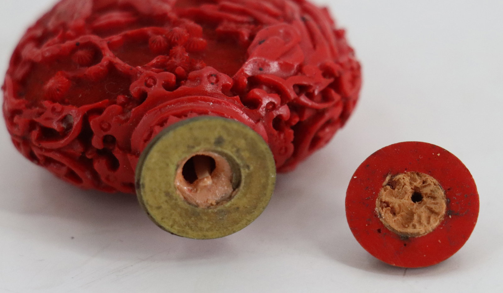 (6) Chinese Snuff Bottles - 8