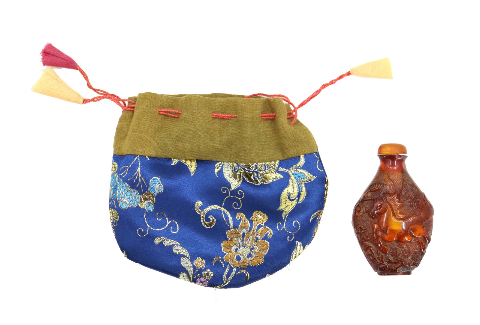 Chinese Amber Snuff Bottle (1 of 14)