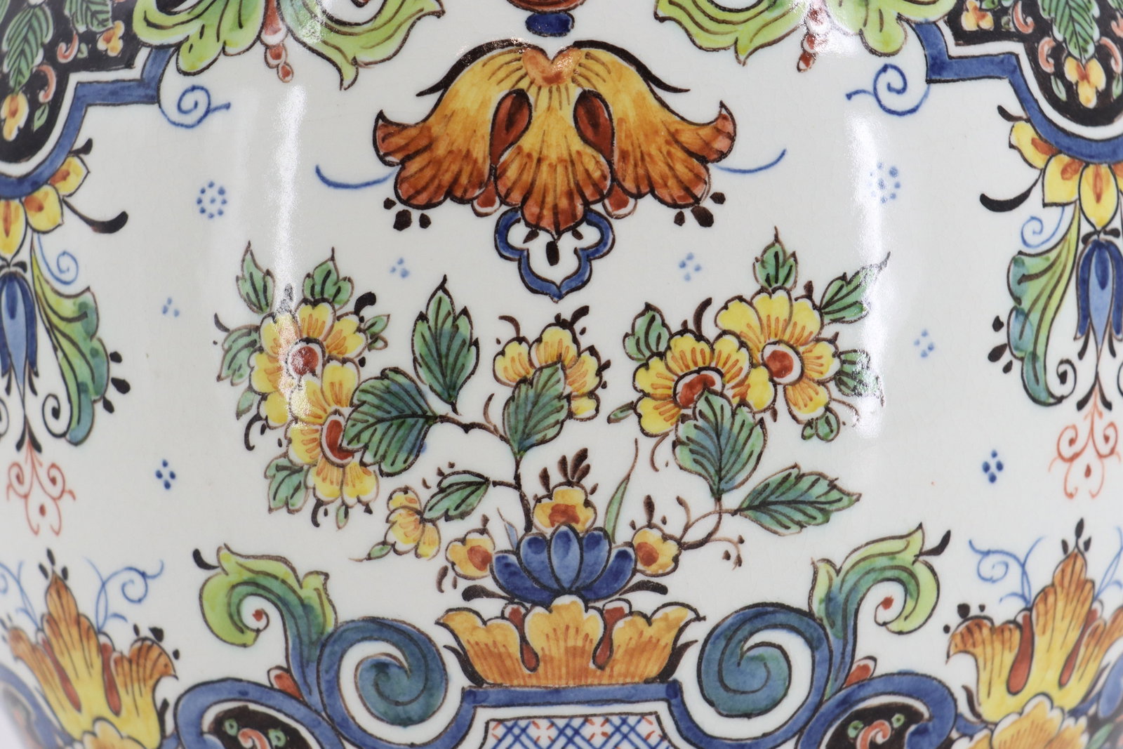 Dutch Delftware Polychrome Painted Earthenware Lidded Ginger Jar - 12