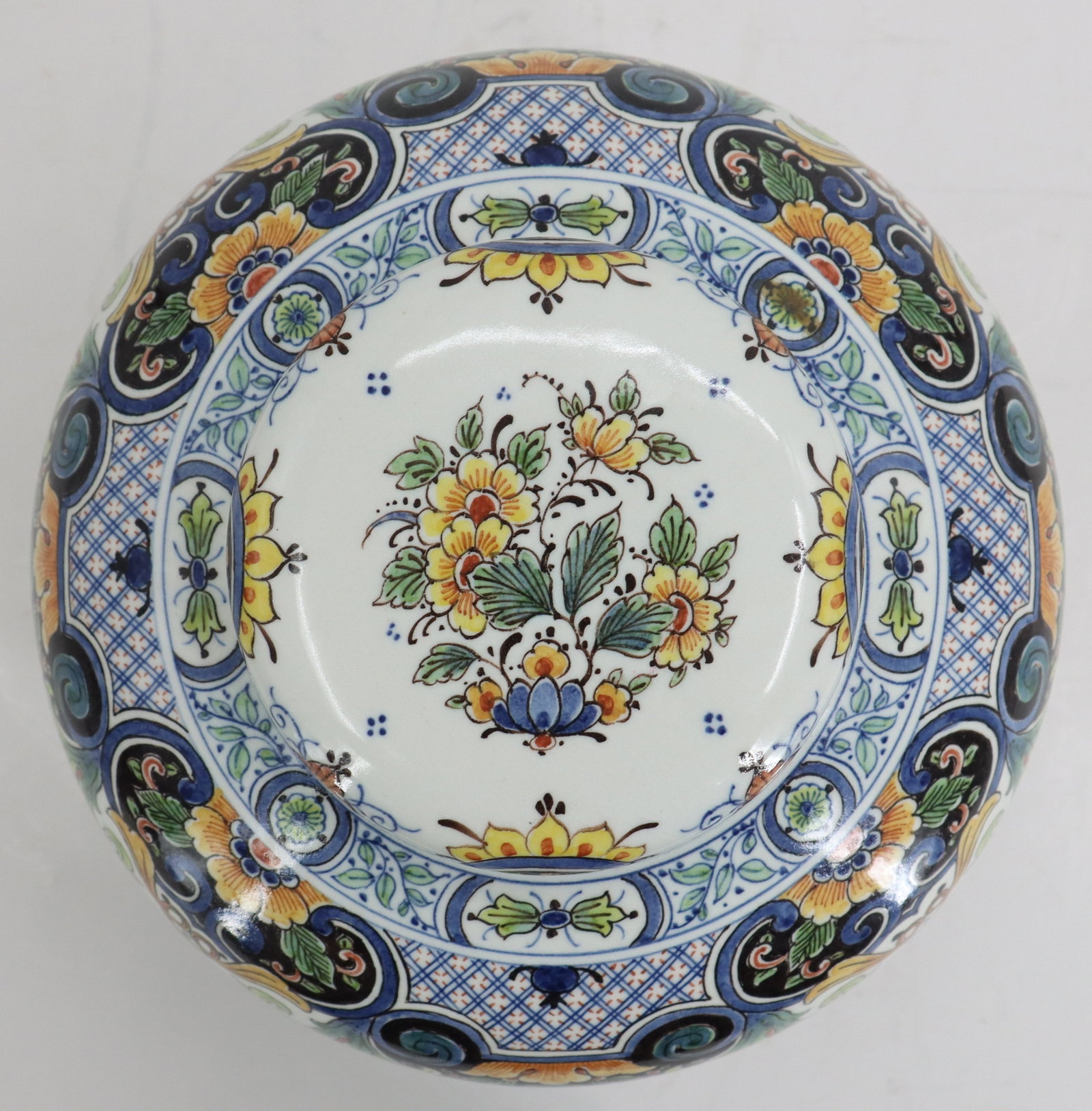 Dutch Delftware Polychrome Painted Earthenware Lidded Ginger Jar - 7