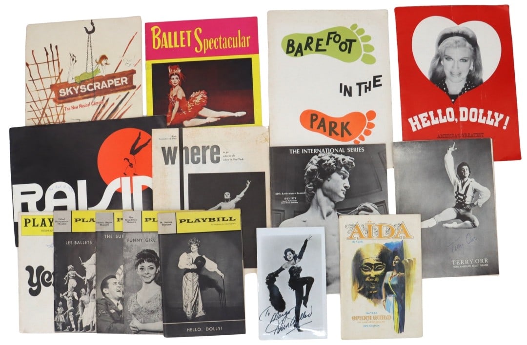 (15) Pieces of Mid 20th Century Theatrical Print Memorabilia (1 of 9)