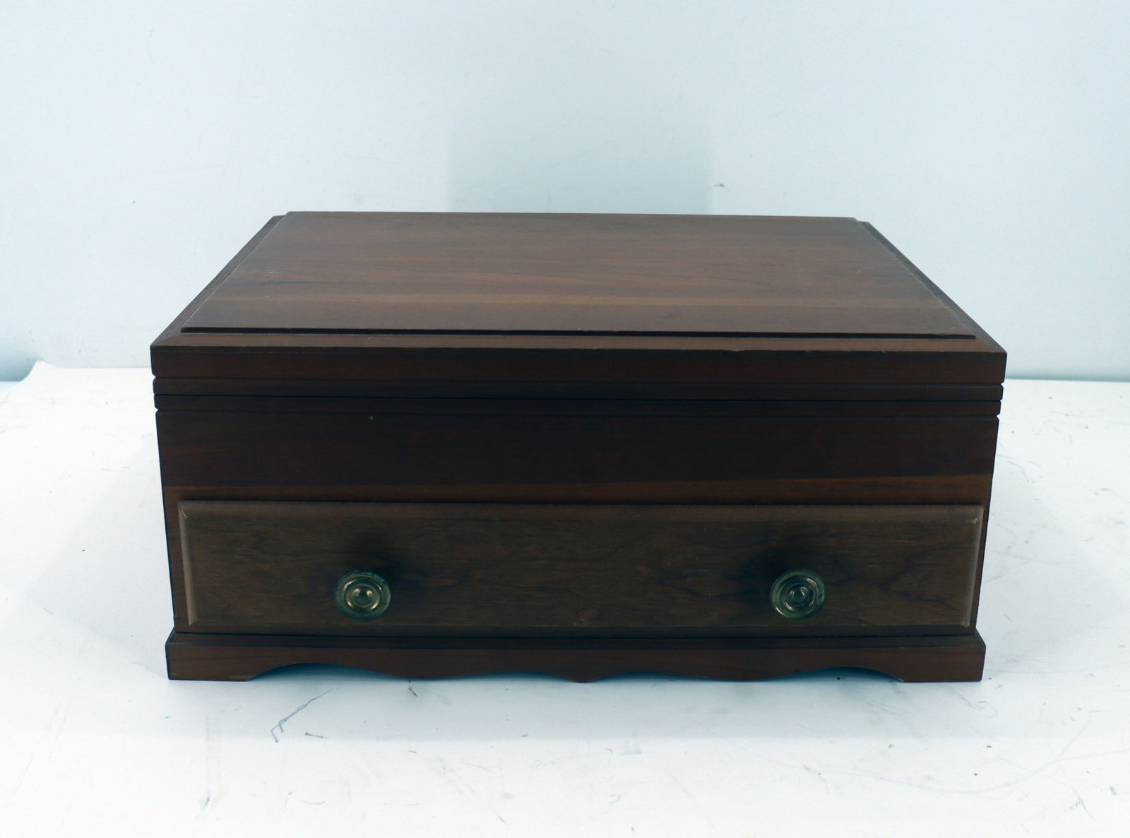 Wallace Sterling Silver Flatware Chest - 2