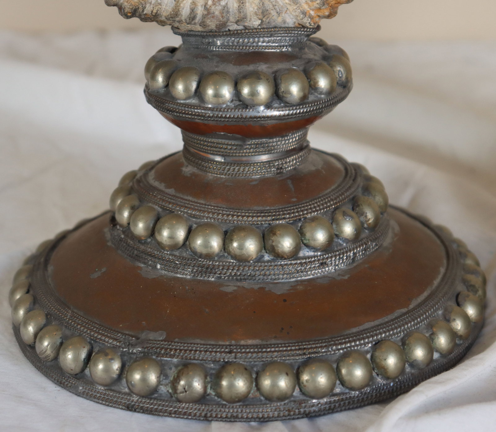 (2) Decorative Candlesticks with Large Ammonite Shells - 4