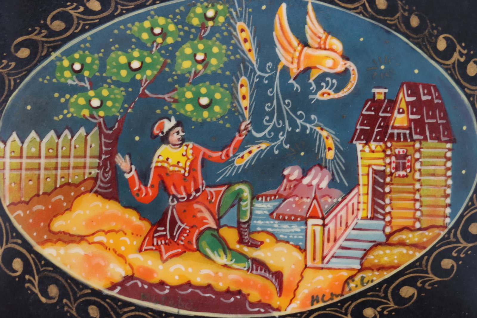 Signed Russian Hand Painted Lacquer Box - 7