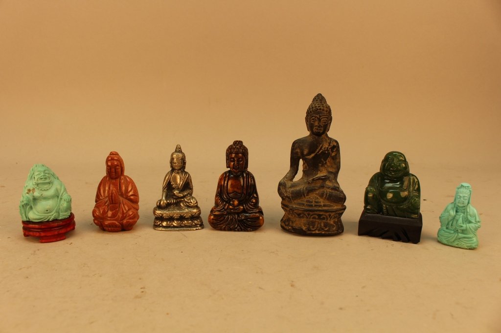 Lot of 7 Kneeling Buddhas (1 of 3)