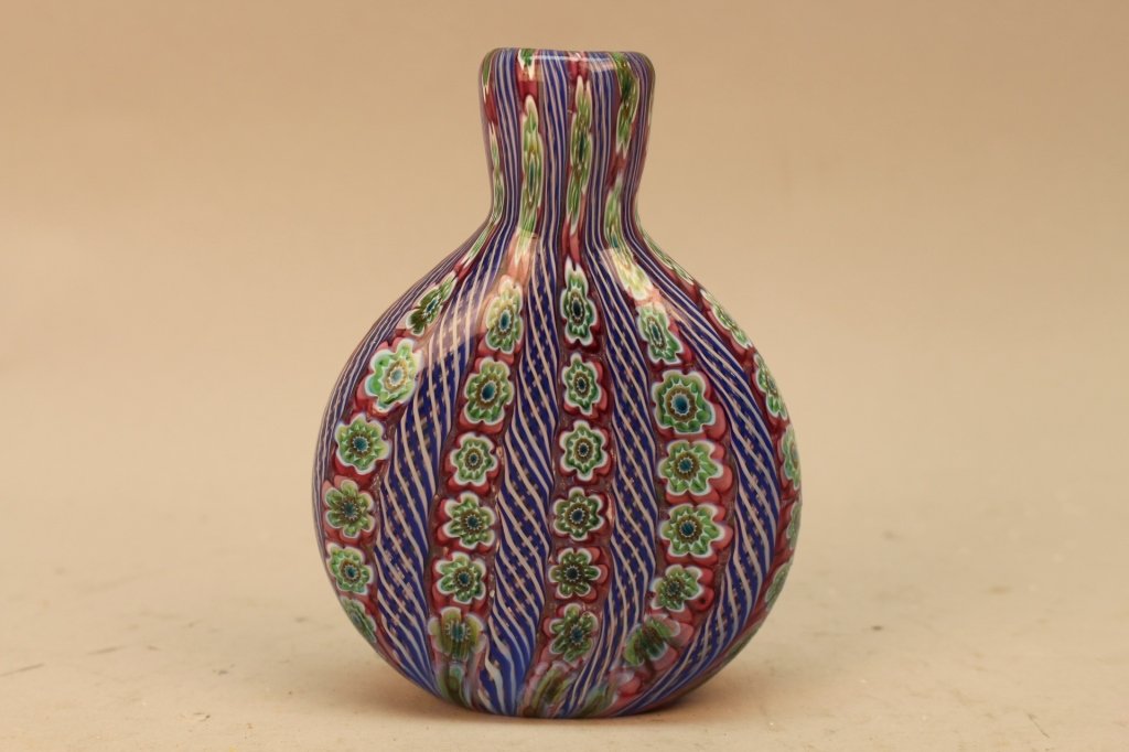 Small Murano Glass Vase (1 of 2)