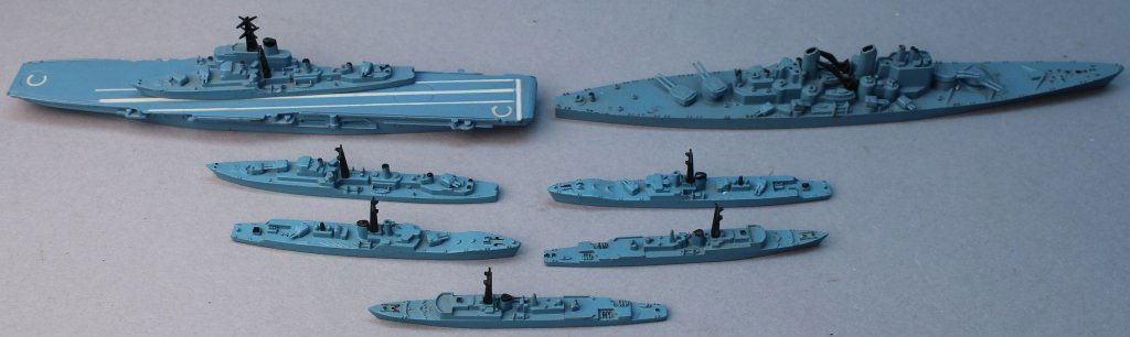 Tri-Ang Us Navy Ship Fleet Models (1 of 5)