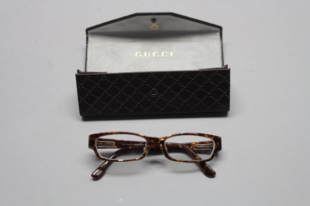Gucci Reading Glasses (1 of 3)