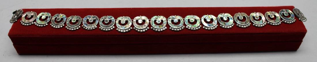 Signed Mexican Silver & Abalone Necklace: Signed Mexican Silver & Abalone Necklace. Length: 15 in.