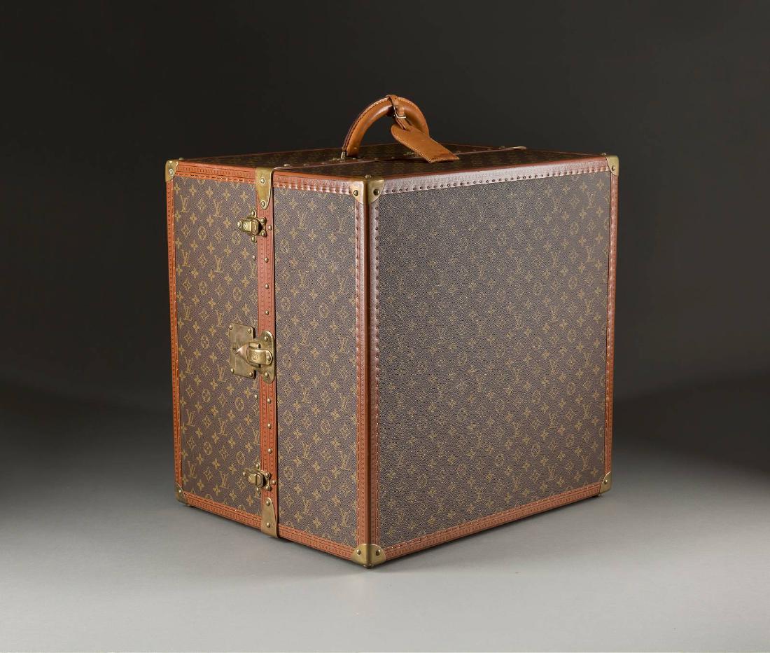 KLEINER LOUIS VUITTON SCHUHKOFFER (1 of 2)