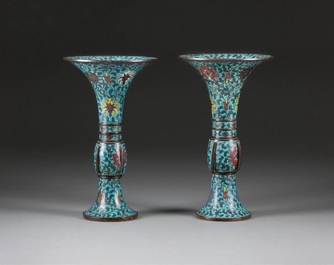 PAAR CLOISONNÉ-VASEN (1 of 1)