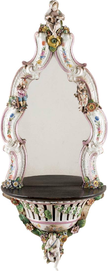 PORZELLAN-WANDSPIEGEL MIT POSTAMENT Wohl Deutsch, 19. (1 of 1)