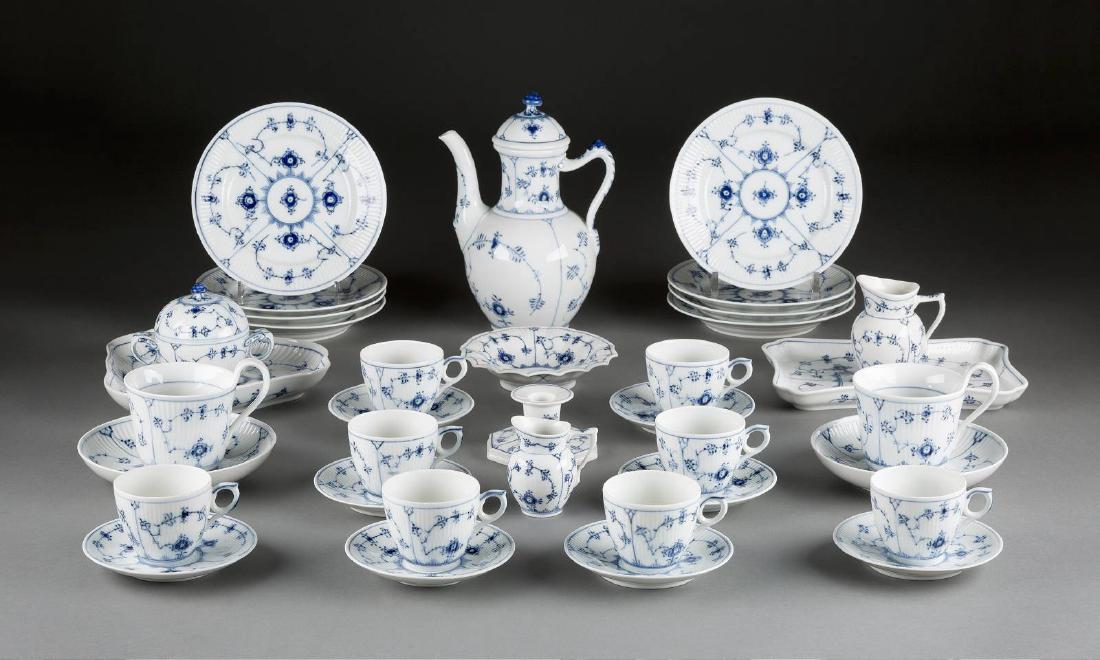 26-TEILIGES KAFFEESERVICE 'MUSSELMALET - GERIPPT' (1 of 1)