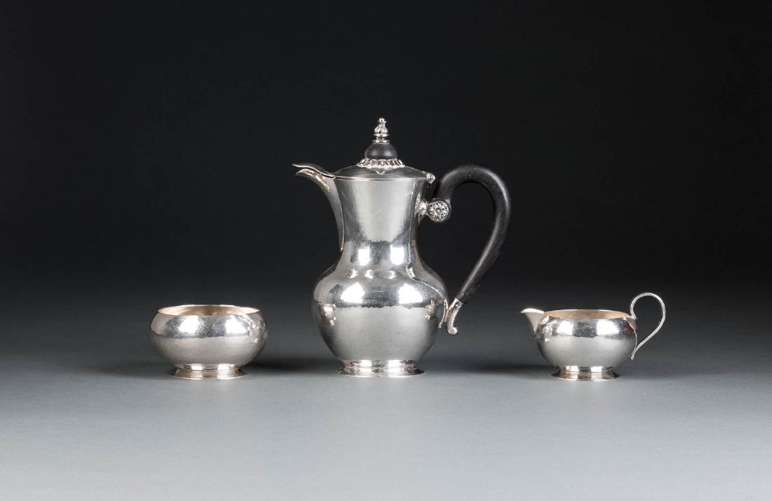 DREITEILIGES MOKKASERVICE Schweiz, Schaffhausen, (1 of 1)