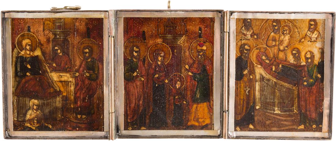 A TRIPTYCH SHOWING THREE MAJOR FEASTS OF THE LITURGICAL: A TRIPTYCH SHOWING THREE MAJOR FEASTS OF THE LITURGICAL YEAR Russian, circa 1800 Tempera on wood panels. The background made of silver, covered by a golden lacquer. Brass mount. Minimally restored. 8.