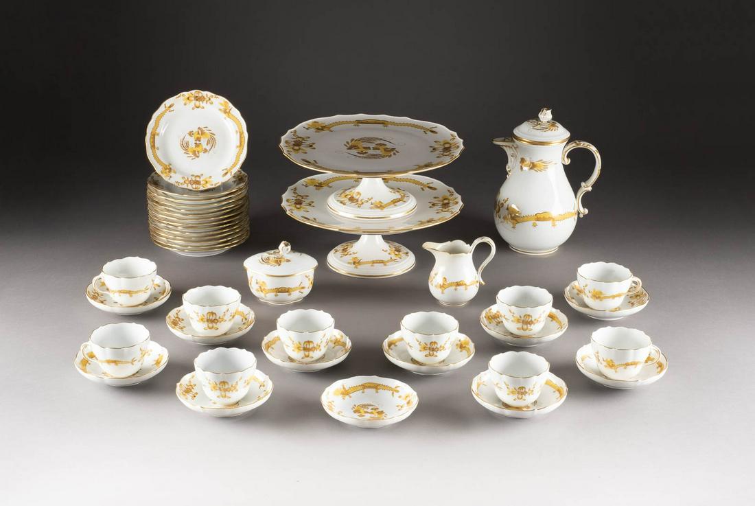 30-TEILIGES KAFFEESERVICE 'GELBER HOFDRACHE' Deutsch, (1 of 1)