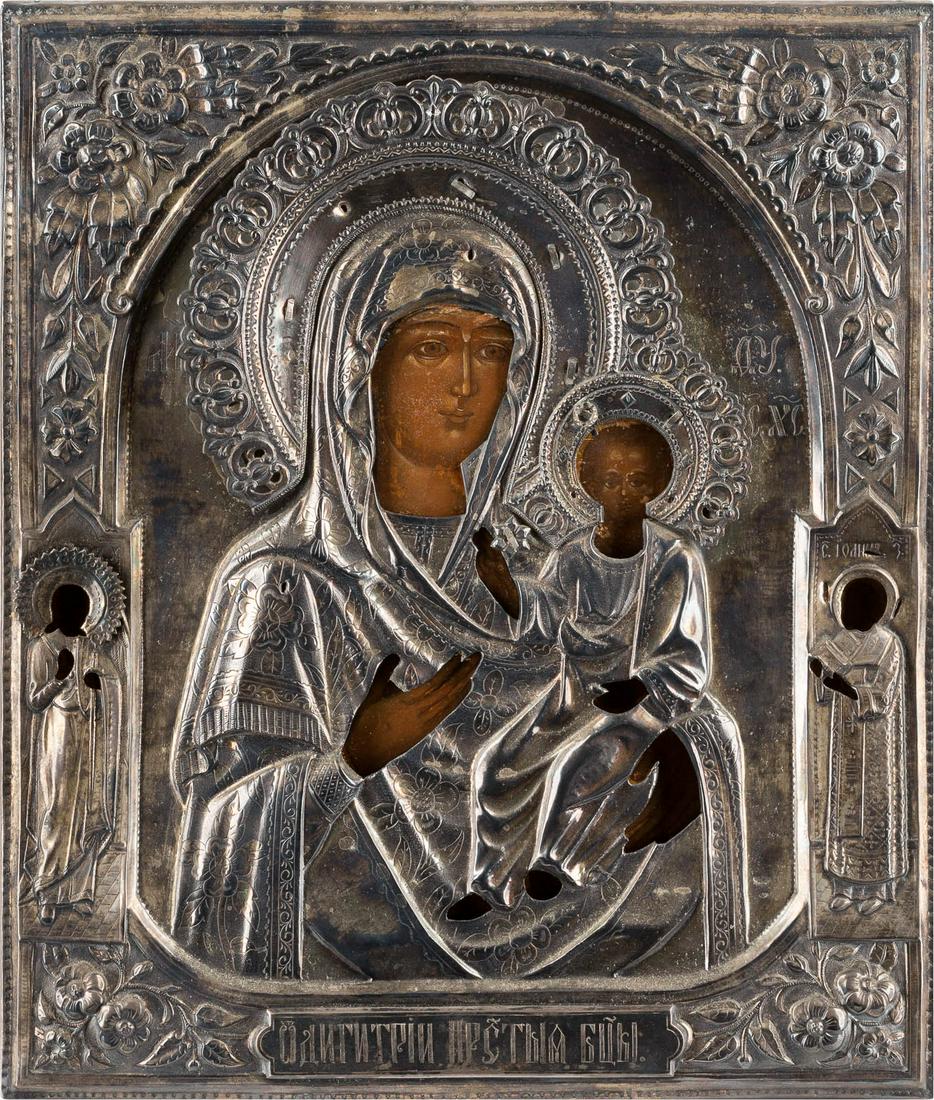 AN ICON SHOWING THE HODIGITRIA MOTHER OF GOD WITH A: AN ICON SHOWING THE HODIGITRIA MOTHER OF GOD WITH A SILVER OKLAD Russian, 19th century (icon), Russian, Moscow, Heinrich Ludwigovitch Blyutenklepper, 1896-1908 (oklad) Tempera on wood panel with kovch