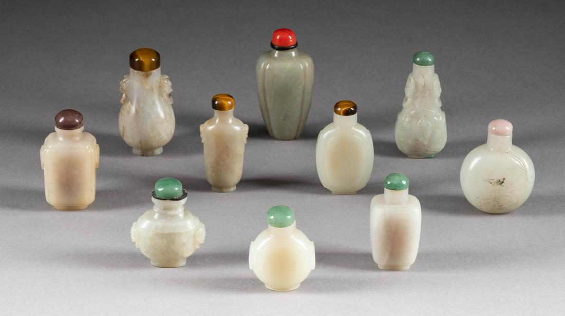 ZEHN JADE-SNUFFBOTTLES China, Qing-Dynastie Jade. H. (1 of 1)