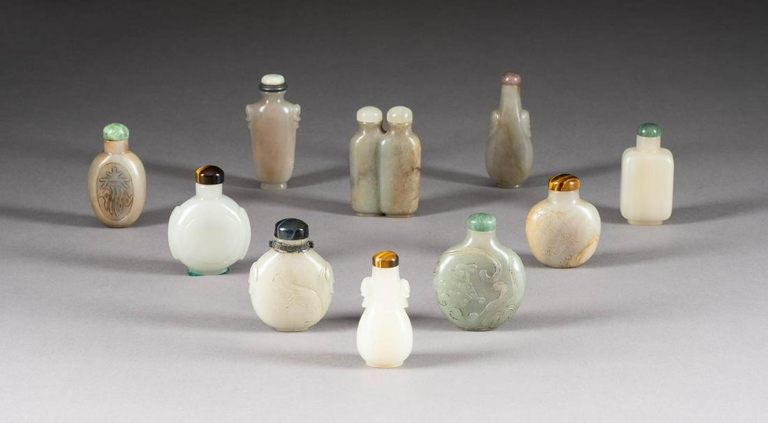 ZEHN JADE-SNUFFBOTTLES China, Qing-Dynastie Jade. H. 6 (1 of 1)