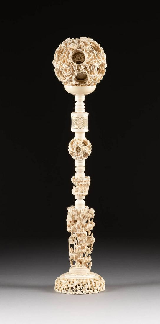 WUNDERKUGEL MIT DRACHENDEKOR China, um 1900 Elfenbein. (1 of 1)
