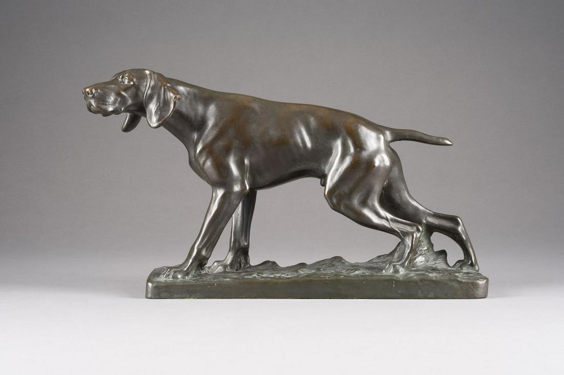 FRITZ DILLER, JAGDHUND (DEUTSCH KURZHAAR): FRITZ DILLER 1875 Gertshausen/Thueringen - 1946 Muenchen Jagdhund (Deutsch Kurzhaar) Kerngalvanoplastik, braun patiniert. H. 22,5 cm, L. 40 cm. Auf der Plinthe bezeichnet 'F. Diller', datiert '(19)36'