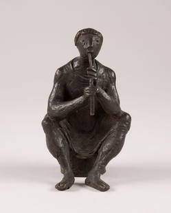 FRITZ NUSS: FRITZ NUSS 1907 Göppingen - 1999 Strümpfelbach FLUTE PLAYER Bronze, dark brown patinated. H. 12 cm, weight 0,74 kg. Signed on the reverse, with foundry stamp and stamp Strassacker. Part. min. touche