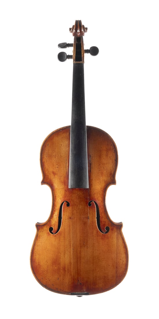 VIOLINE NACH ANTONIO STRADIVARI: VIOLIN AFTER ANTONIO STRADIVARI Bohemia/Saxony, 19th/20th century. Two-piece spruce top and flamed maple back, dark brown varnish. 4/4 violin, l. 59 cm, body length 35.5 cm. Violin label: 'Antonius St