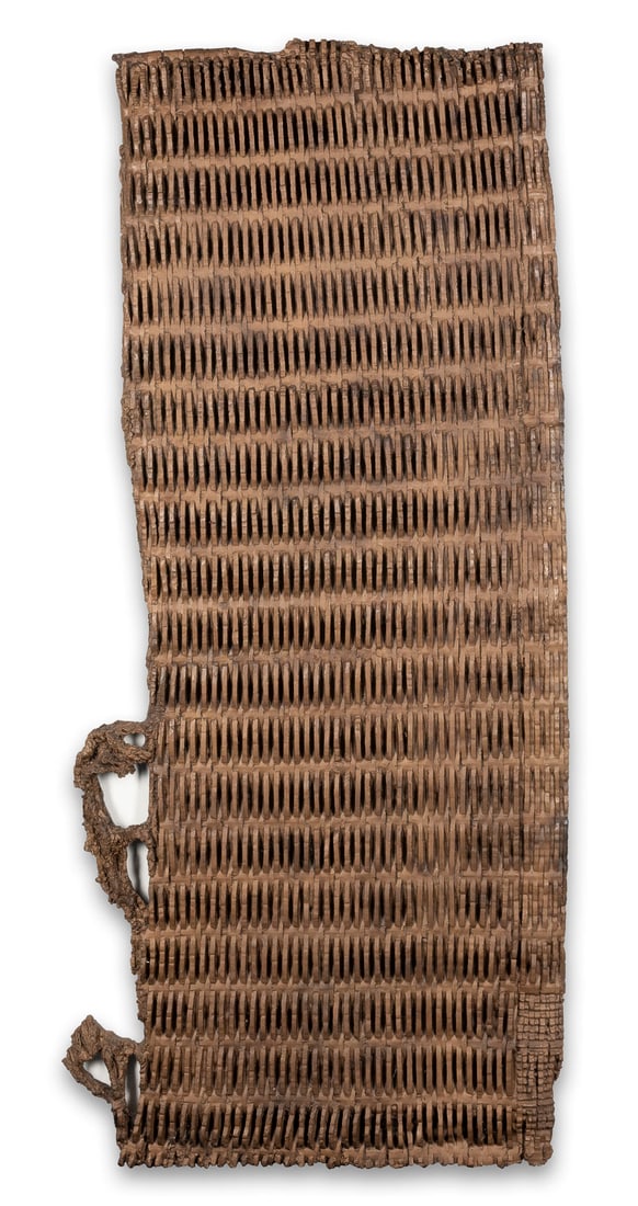 MAREN MAURER - 'SLEEP' (2013/14): MAREN MAURER 1981 Scherzingen, Schweiz - lebt und arbeitet in Koeln 'SLEEP' (2013/14) Bronze, braun patiniert, Abguss einer Pappdaemm-Matte, gegossen in der Kunstgiesserei Schweitzer, Koeln Ossendorf.