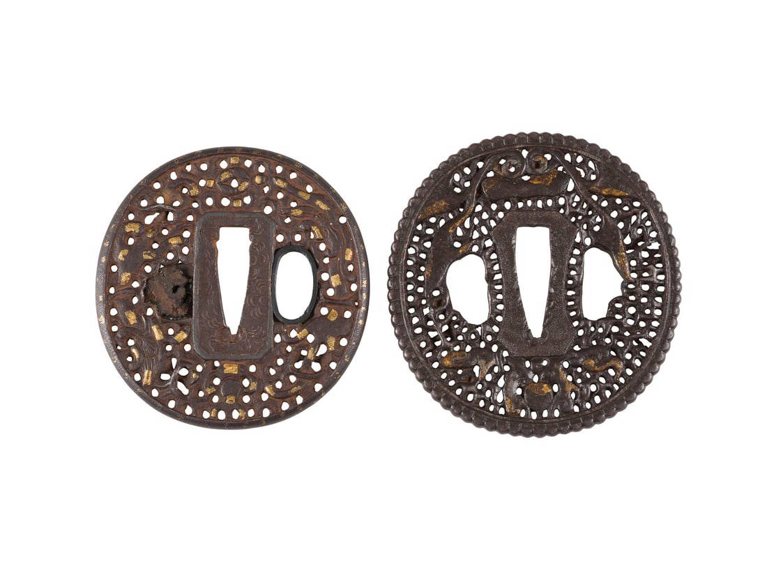 ZWEI NANBAN-TSUBA AUS EISEN