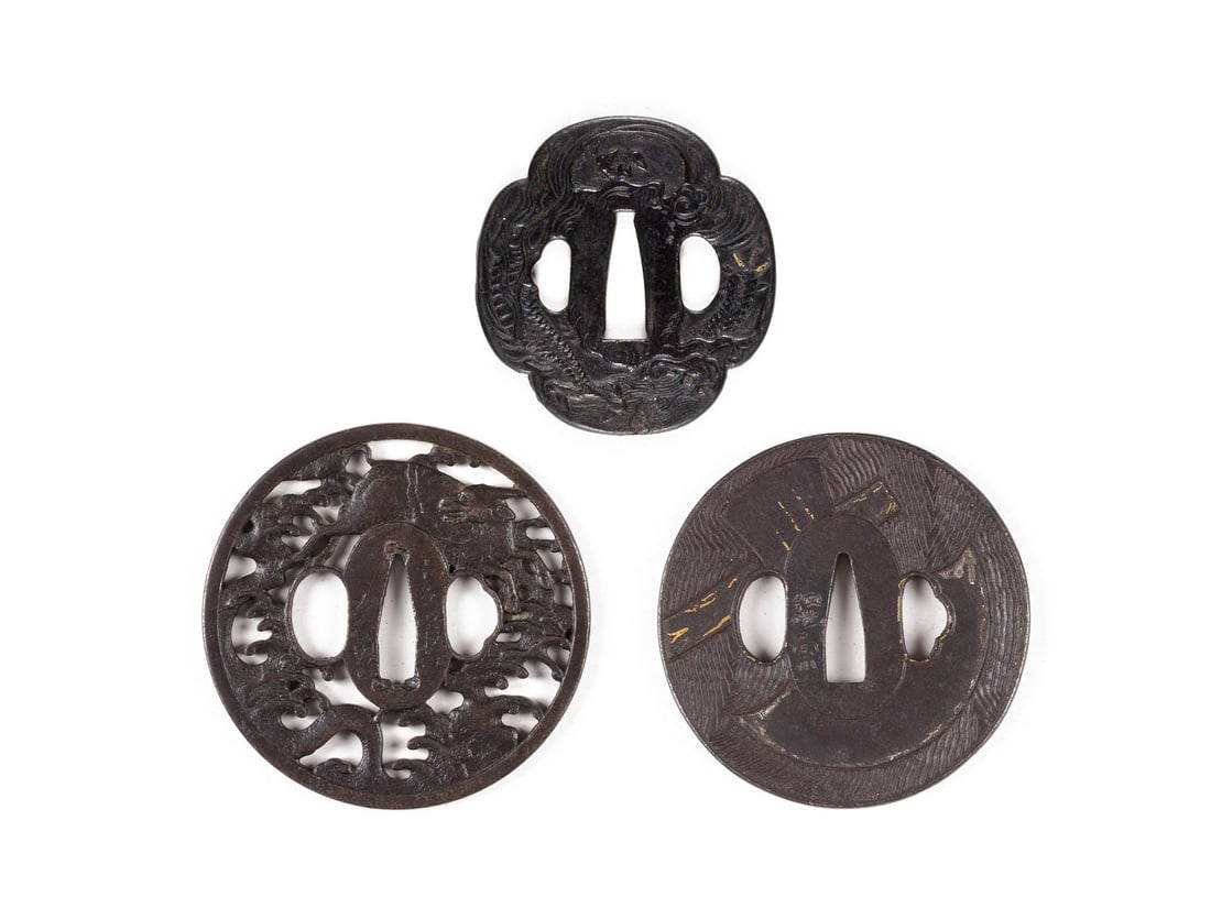 DREI TSUBA AUS EISEN