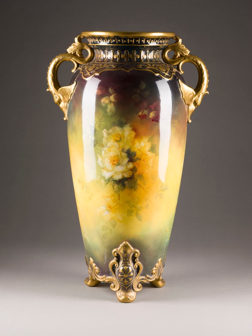| GROSSE VASE MIT BLUMENDEKOR (1 of 1)