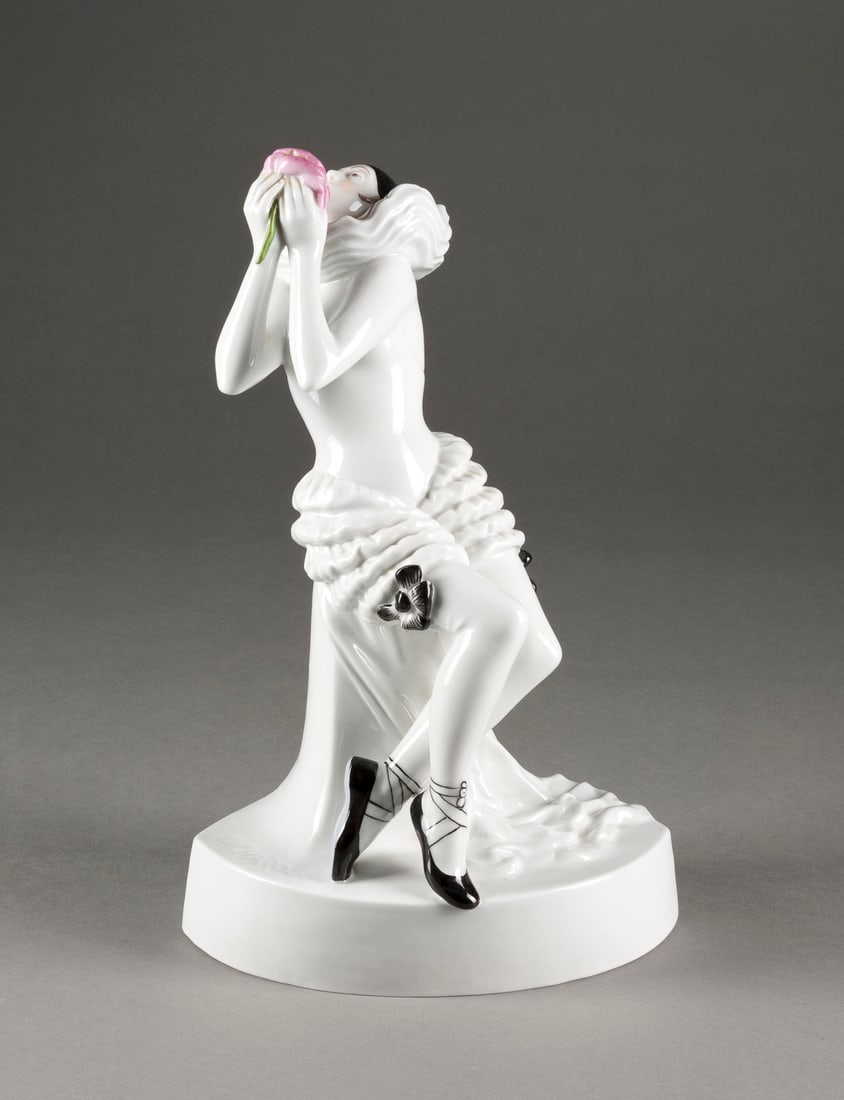 DOROTHEA CHAROL | COLOMBINE MIT ROSE (1 of 1)