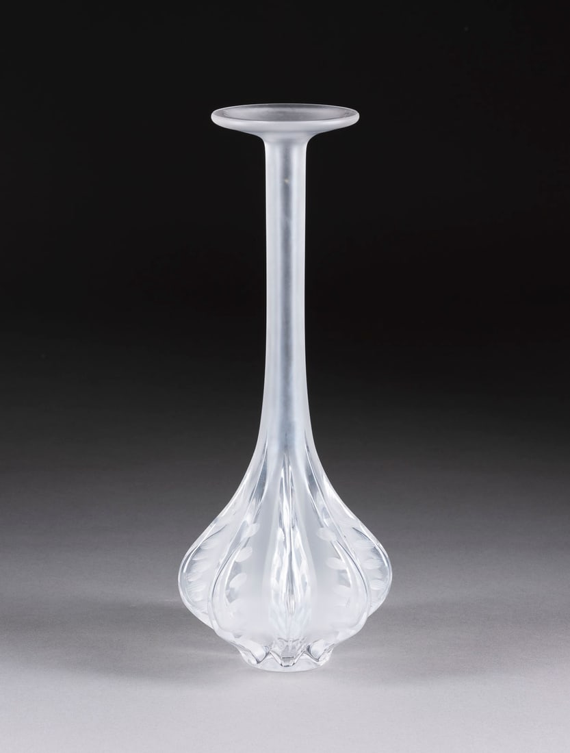 LALIQUE | KAVALIERVASE 'CLAUDE' (1 of 1)