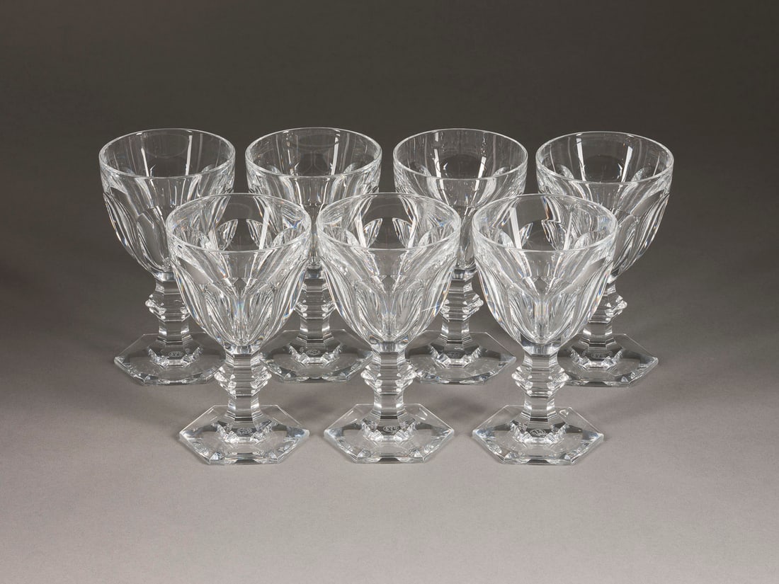 | SIEBEN ROTWEINGLÄSER 'HARCOURT 1841' (1 of 1)