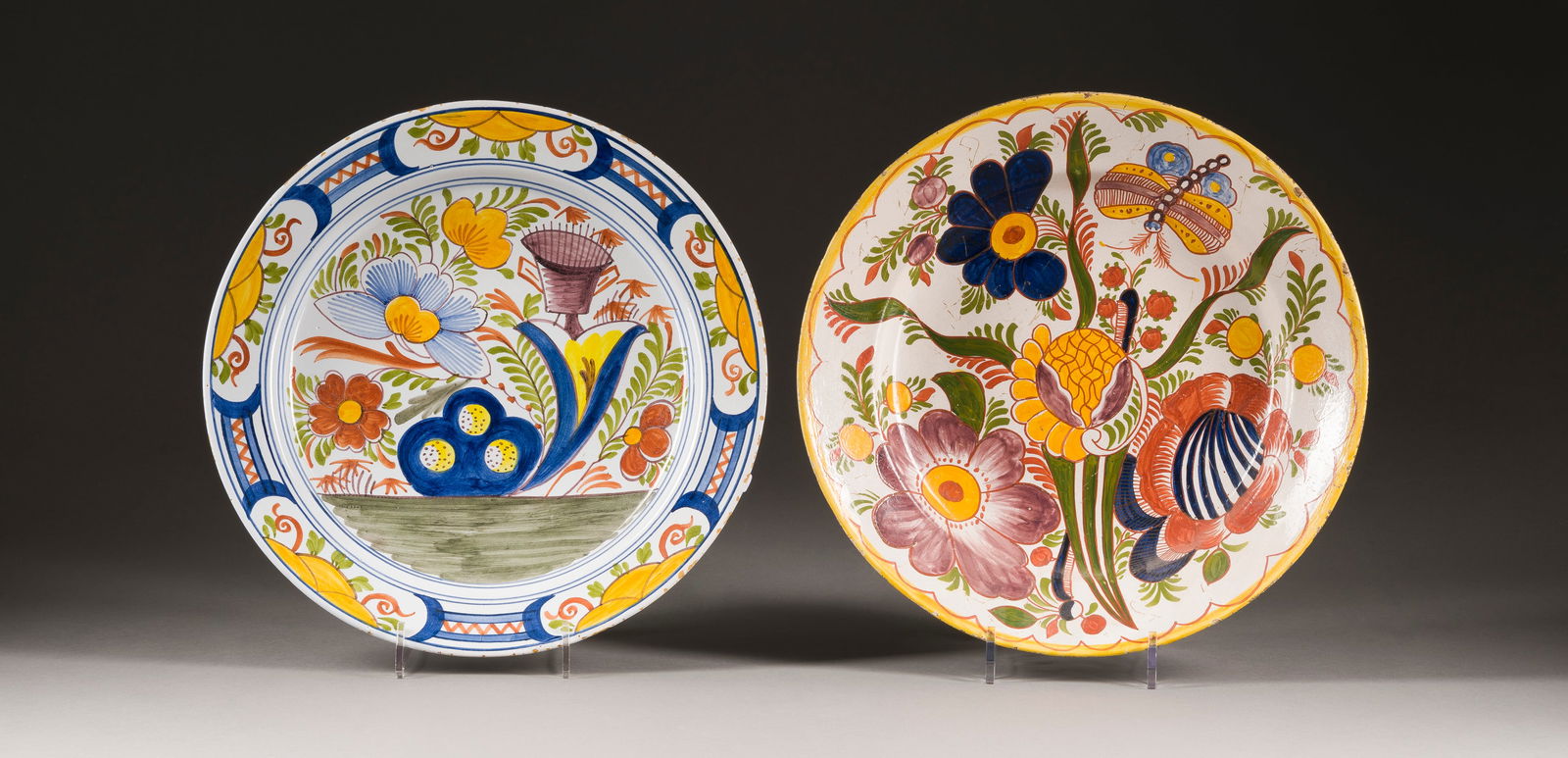 | SECHS WANDTELLER (1 of 3)