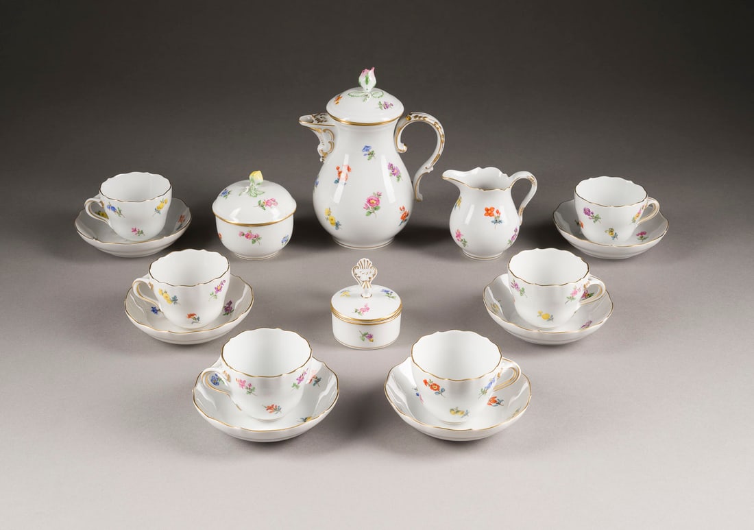 | 16-TEILIGES MOKKASERVICE 'STREUBLUMEN' (1 of 1)