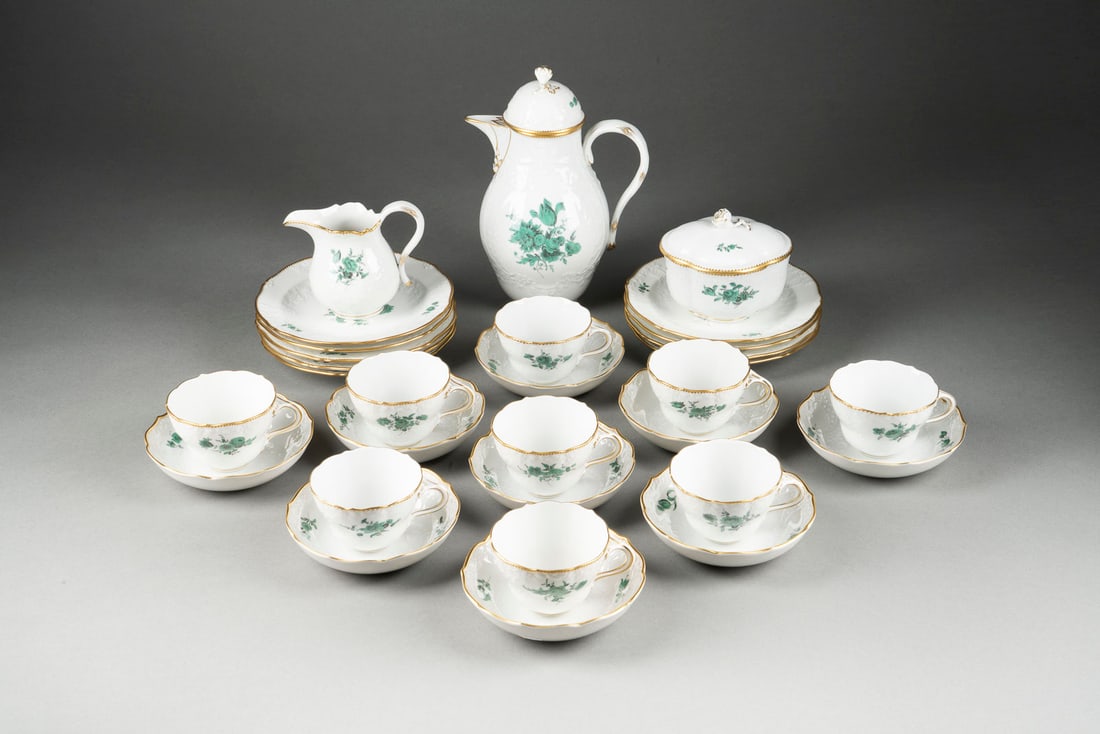 | 30-TEILIGES KAFFEEKANNE 'BUKETT KUPFERGRÜN MIT GOLDZAHNK (1 of 1)