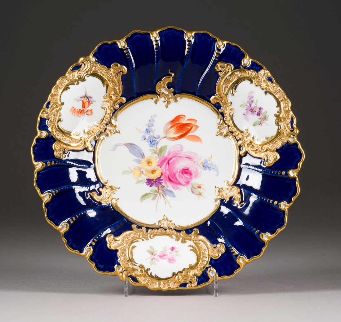 | PRUNKSCHALE MIT 'BLUMENMALEREI' (1 of 1)