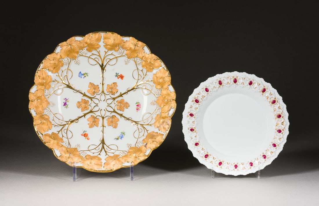 | PRUNKSCHALE UND TELLER (1 of 1)