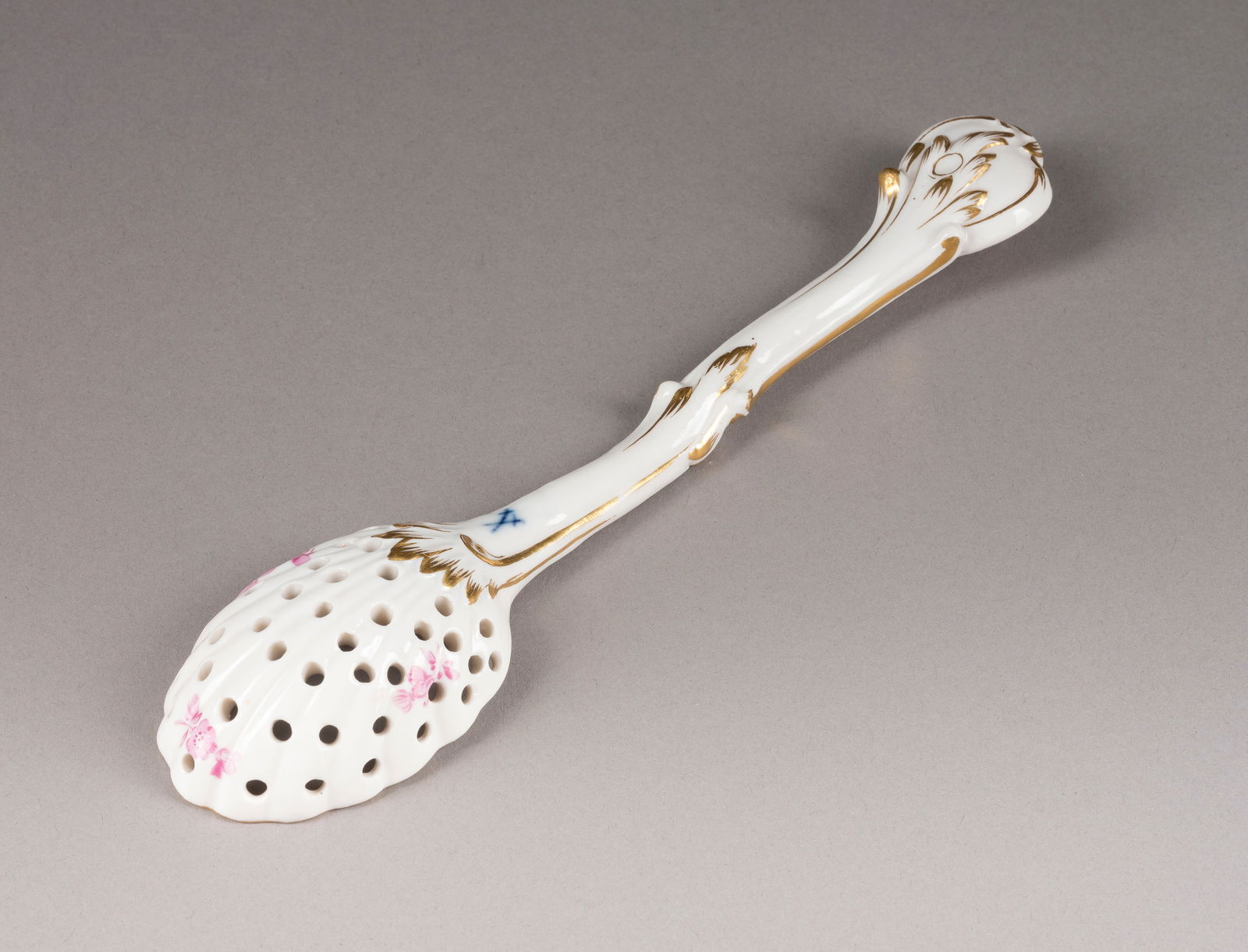 | SIEBLÖFFEL MIT CAMAIEUMALEREI (1 of 1)