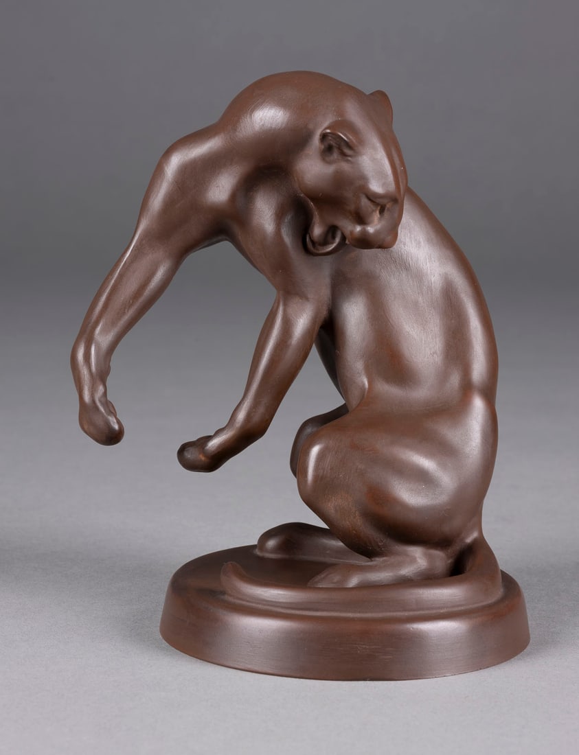 ERICH OEHME | PANTHER, SICH LECKEND (1 of 1)