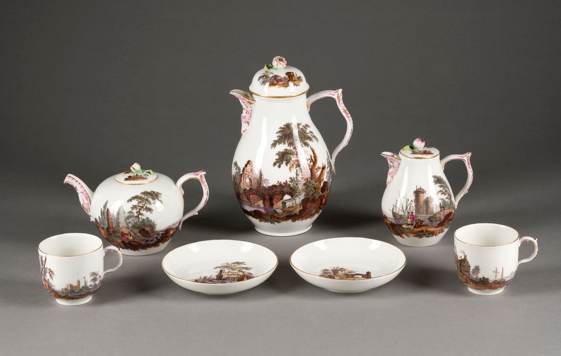 | SIEBEN-TEILIGES TÊTE-À-TÊTE MIT RUINEN- UND HAFENSZENEN (1 of 1)