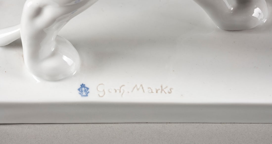 GERHARD MARCKS | SCHREITENDE LÖWIN (1 of 1)