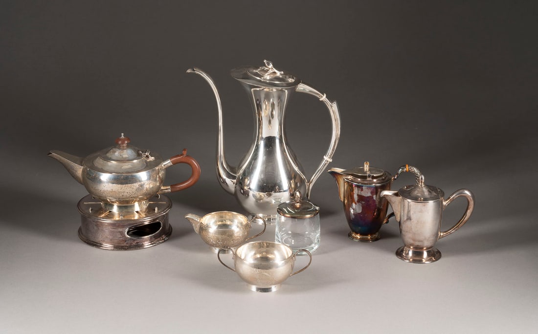 | SAMMLUNG VON SIEBEN SILBEROBJEKTEN (1 of 1)