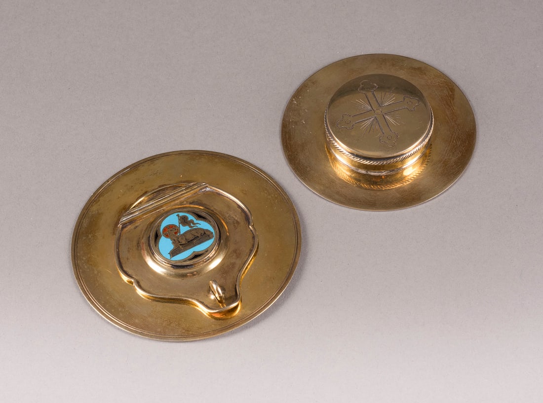 | VERSEHPATENE UND HOSTIENDOSE (1 of 1)